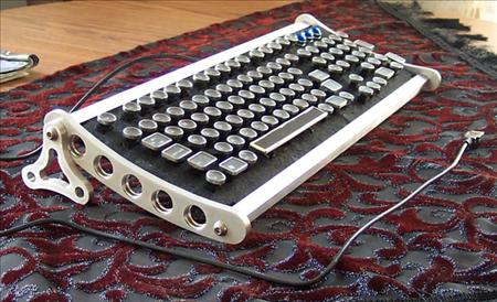 Datamancer's Von Slatt Steampunk Keyboard